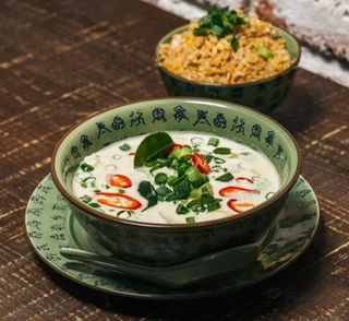 CURRY VERDE THAI CON GAMBAS