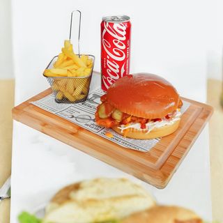 Spicy chicken burger + Coca Cola 0.33l