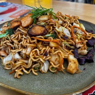 Yakisoba de Mariscos