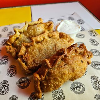 Empanadas de tinga de pollo (México-Argentina)