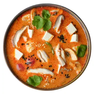 Том ям на кокосовому молоці з тофу та грибами шиїтаке (400/100 г)