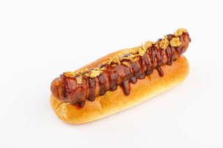 Hot dog lowen wurst con patatine fritte