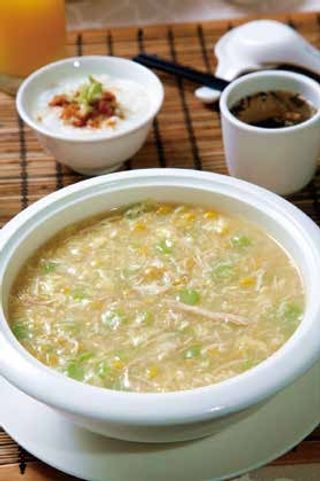 67. Zuppa di pollo e mais