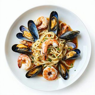 Noodles con frutti di mare alla piastra