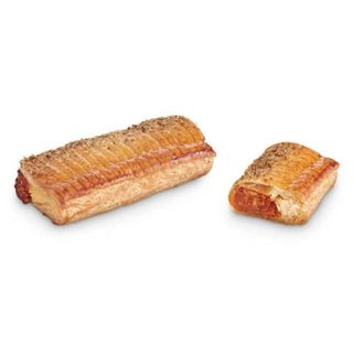 Envoltini tomate mozzarella y aceitunas negras