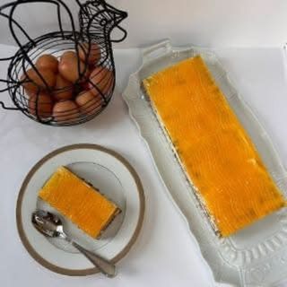 Bolo de Bolacha com Ovos Moles