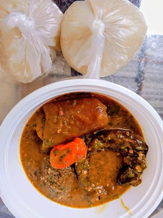 Placali + sauce kôpè