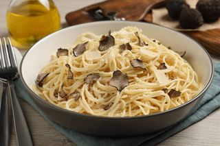 Pâtes À La Truffe Et À La Crème