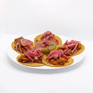Taco De Cochinita Pibil