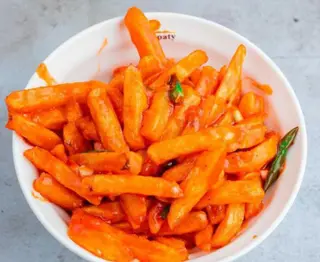 Chilly Garlic Chips
