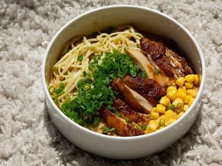 Курочка теріякі у  пряно-вершковому соусі