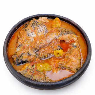 Soupe De Carpe Ou Machoiron & Riz Ou Attiéké