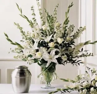 Ensemble Lys - Glaïeul - Roses -Agapanthe