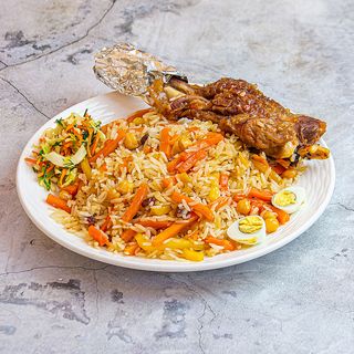 Плов с бараньей ножкой