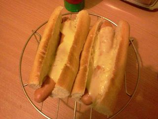 Hot dog z serem