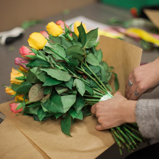 Додаткова послуга упакування квітів 