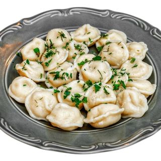 Pielmieni z wieprzowiną i wołowiną