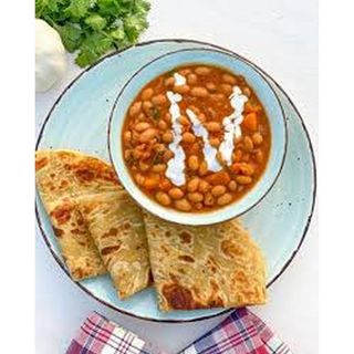 2 Chapati And Coconut Beans