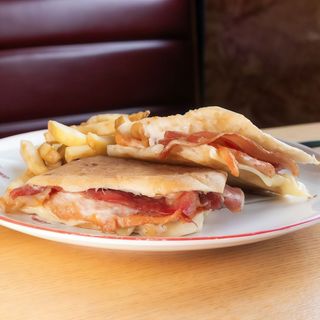 BACON LOMO y queso fundido