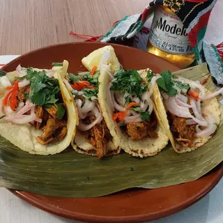 Tacos Cochinilla Pibill