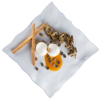Burrata pugliese e carciofinì arrostiti del cilento
