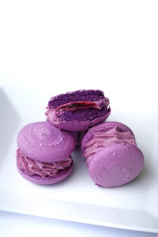 Макаронс смородина 1 шт