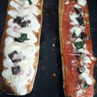 Tronchetto FAMIGLIA wurstel  patate provola