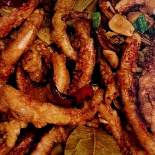 Patas de calamar picantes 