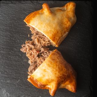 Empanada Asado 