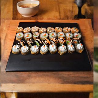 Сет "Темпура"+ Пицца "Маргарита" в подарок!