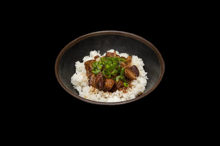 SHOYU KAKUNI DON