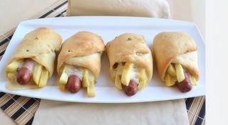 Viennesi con wurstel e patatine