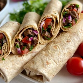 Kebab z Mięso Mieszane Duży