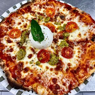 Pizza Caprese