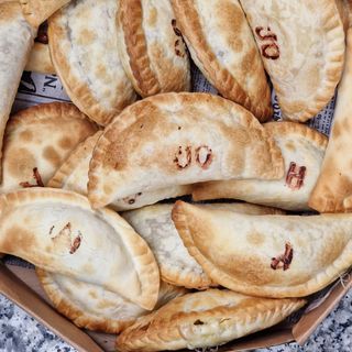 Empanada Clásica De Humita
