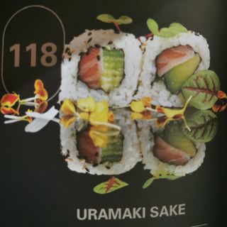 118. Uramaki De Salmón (8 Uds.)
