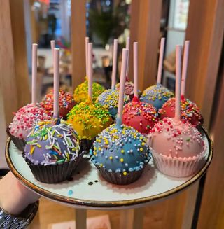 Cake pops