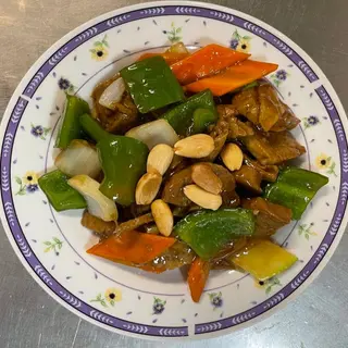 Carne Vegetal Con Salsa De Almendras