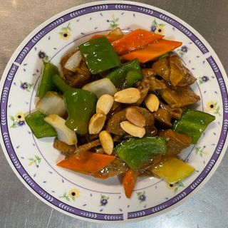 Carne Vegetal Con Salsa De Almendras