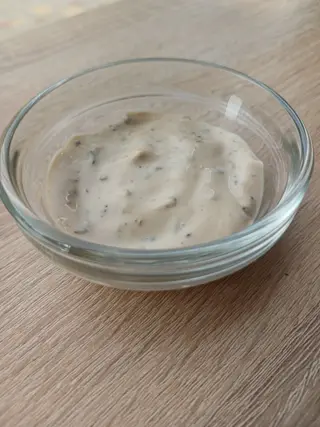 Соус Часниковий iз зеленню