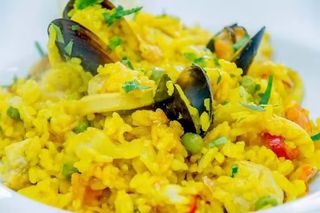 Paella Marisco cu fructe de mare