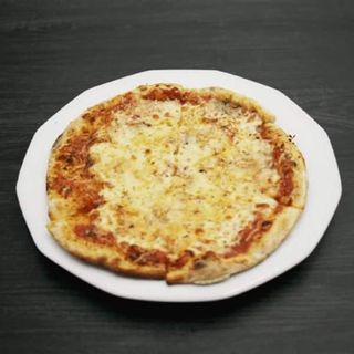 Pizza 4 Formaggi