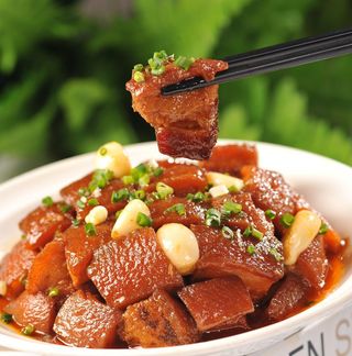 Cerdo con salsa de curry