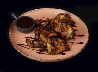 Свински ребърца със сос барбекю