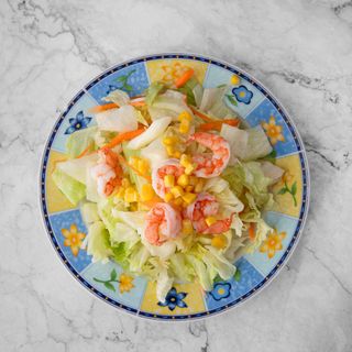 ensalada con gambas