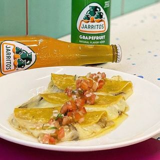 Quesadillas Flor de Calabaza