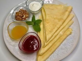 Звичайні млинці із додатками (320g)