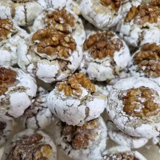GHRIBA AKDA AUX NOIX  (250g)