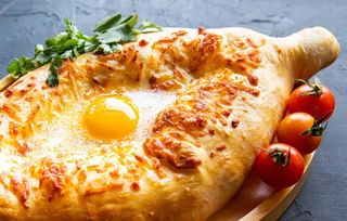 Хачапури по-аджарски