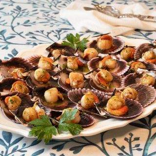 Tapa De Zamburiñas Prancha Alliño